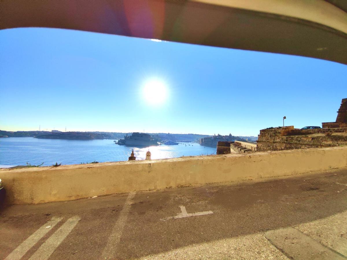 Tide 21 Savynomad Harbour Residences Valletta Exteriör bild